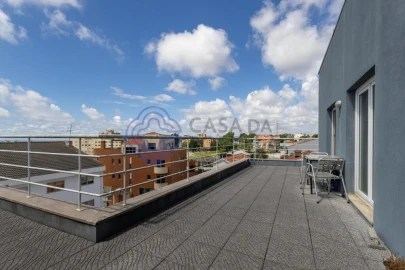 Apartamento T2 para Arrendamento em Madalena