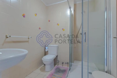 Apartamento T2 para Arrendamento em Madalena