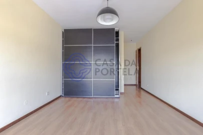 Apartamento T2 para Arrendamento em Madalena
