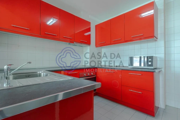 Apartamento T2 para Arrendamento em Madalena Foto 6