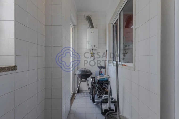 Apartamento T2 para Arrendamento em Madalena Foto 8