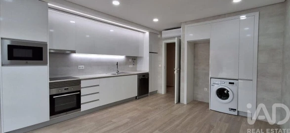 Apartamento T2 para Venda em Covilhã e Canhoso