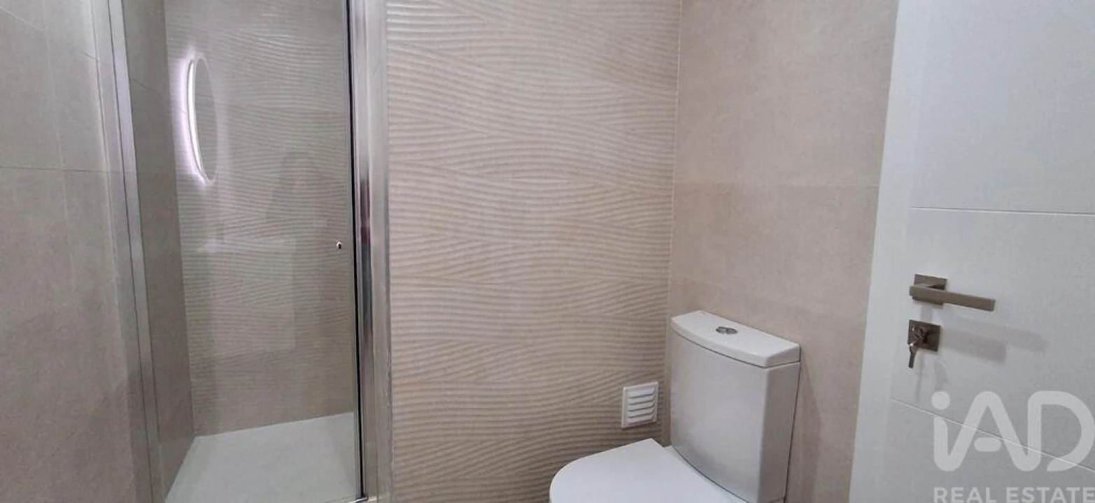 Apartamento T2 para Venda em Covilhã e Canhoso Foto 15