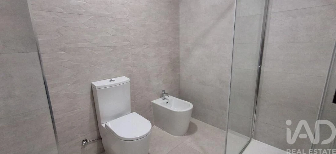 Apartamento T2 para Venda em Covilhã e Canhoso Foto 31