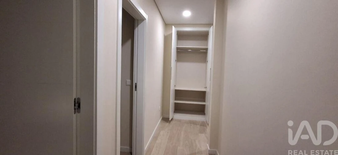 Apartamento T2 para Venda em Covilhã e Canhoso Foto 8