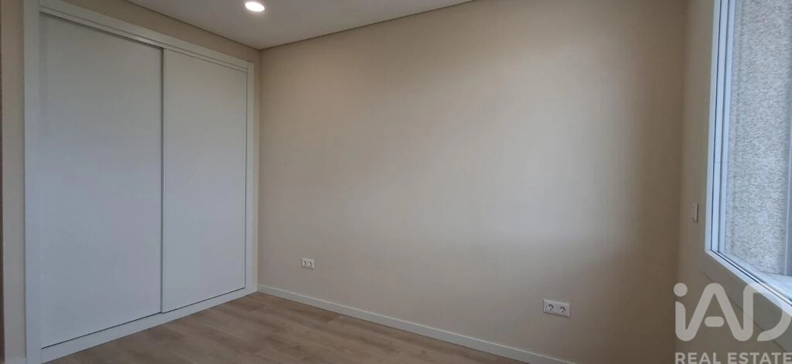 Apartamento T2 para Venda em Covilhã e Canhoso Foto 11