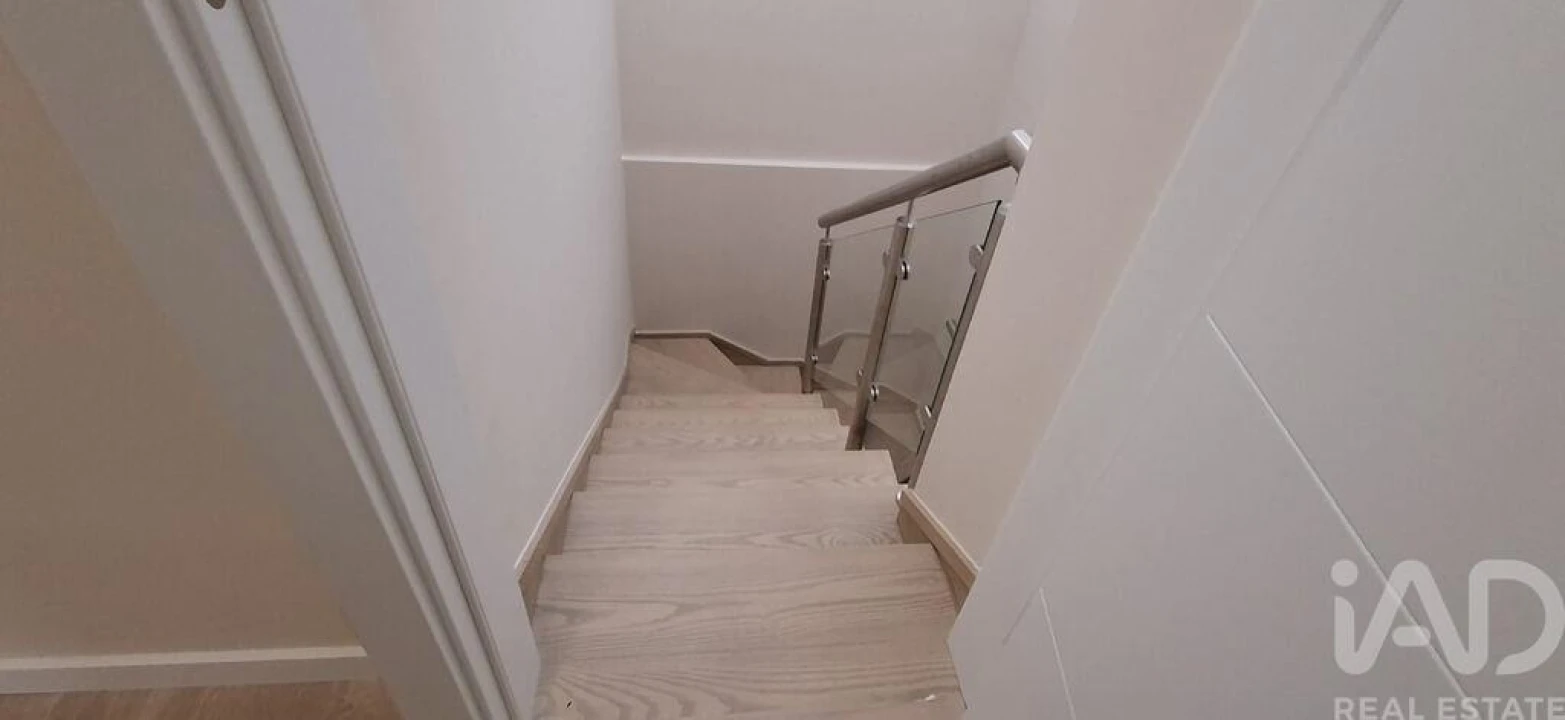 Apartamento T2 para Venda em Covilhã e Canhoso Foto 9