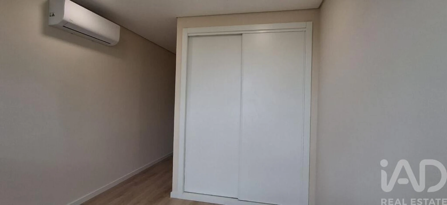 Apartamento T2 para Venda em Covilhã e Canhoso Foto 12