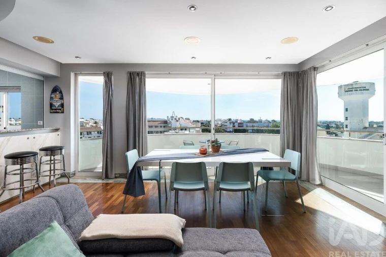 Apartamento T2 para Venda em Albufeira e Olhos de Água Foto 7
