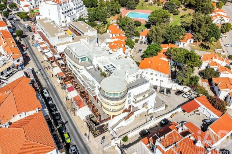 Apartamento T2 para Venda em Albufeira e Olhos de Água Foto 2