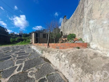 Terreno para Venda em Azueira e Sobral da Abelheira