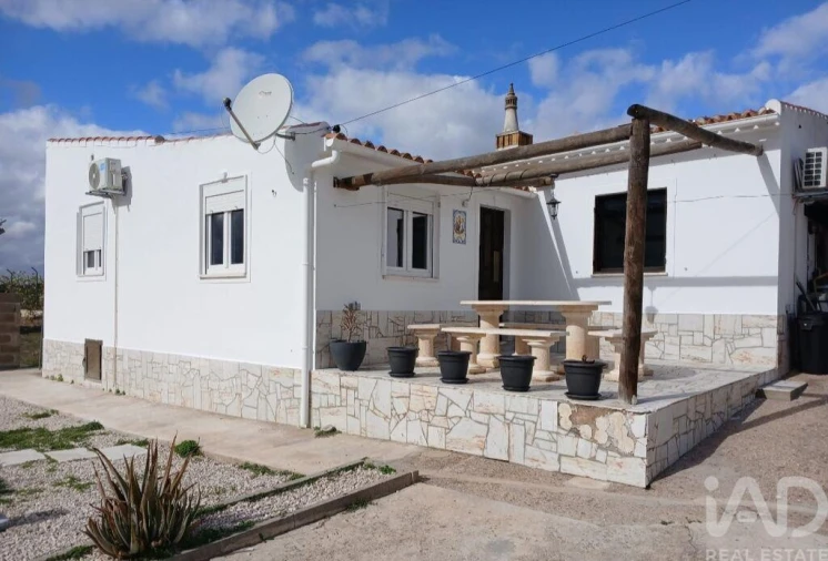 Quinta T4 para Venda em Martim Longo Foto 2