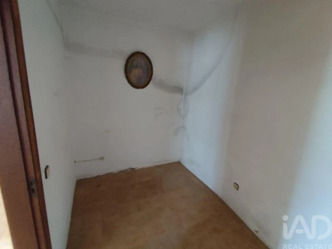 Moradia T2 para Venda em Covas e Vila Nova de Oliveirinha Foto 17