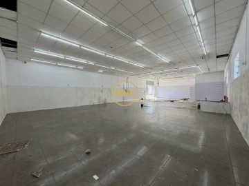 Armazém para Venda em Santa Maria, São Pedro e Matacães