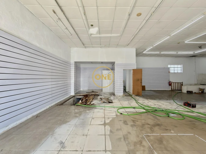 Armazém para Venda em Santa Maria, São Pedro e Matacães Foto 3