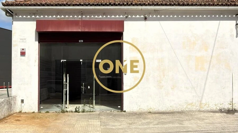 Armazém para Venda em Santa Maria, São Pedro e Matacães
