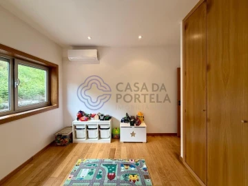 Apartamento T2 para Venda em Arouca e Burgo