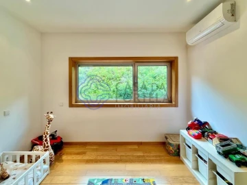 Apartamento T2 para Venda em Arouca e Burgo