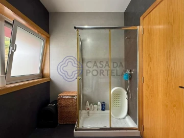 Apartamento T2 para Venda em Arouca e Burgo