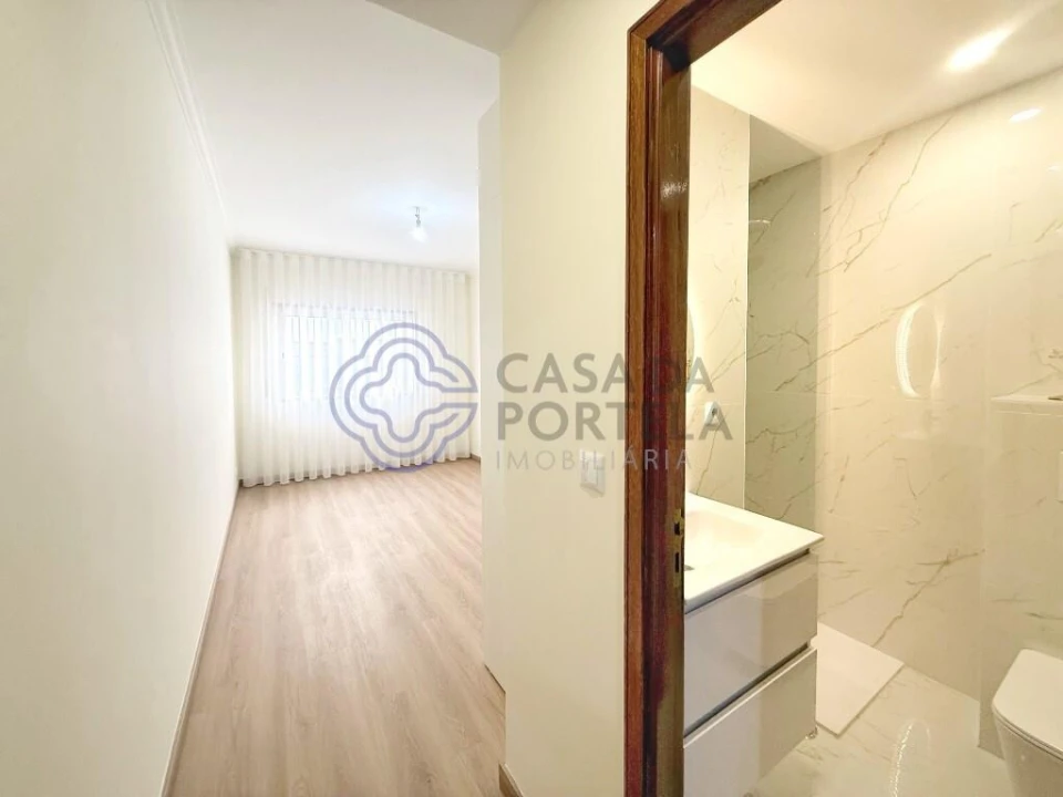 Apartamento T3 para Venda em São João da Madeira Foto 10