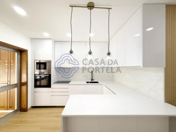 Apartamento T3 para Venda em São João da Madeira