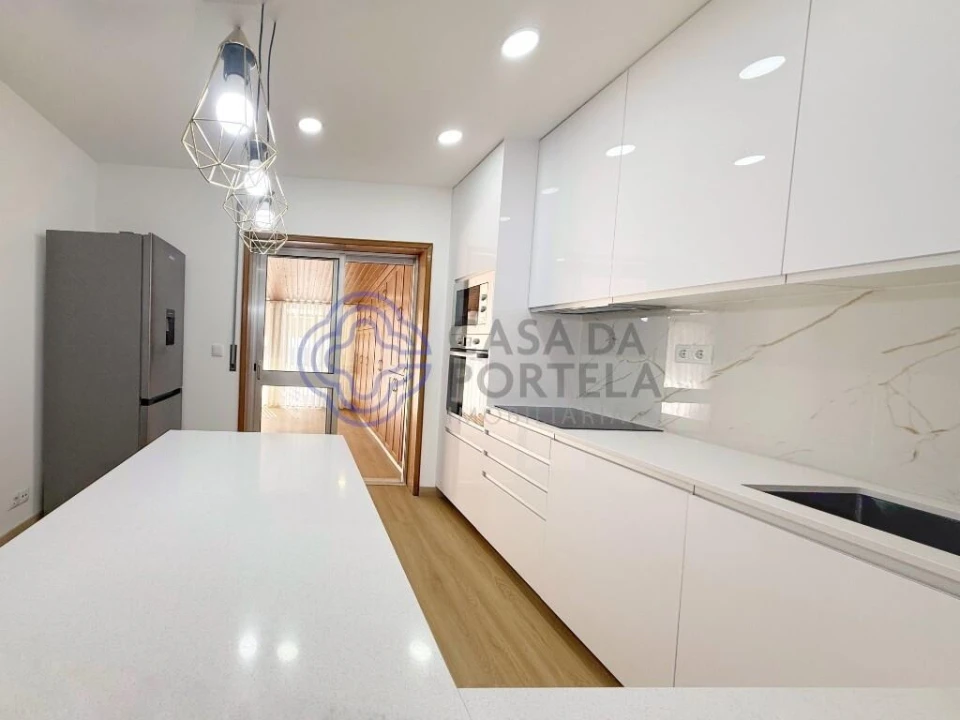 Apartamento T3 para Venda em São João da Madeira Foto 3