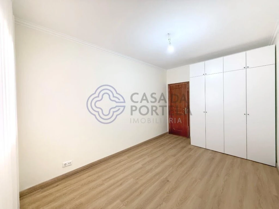 Apartamento T3 para Venda em São João da Madeira Foto 14