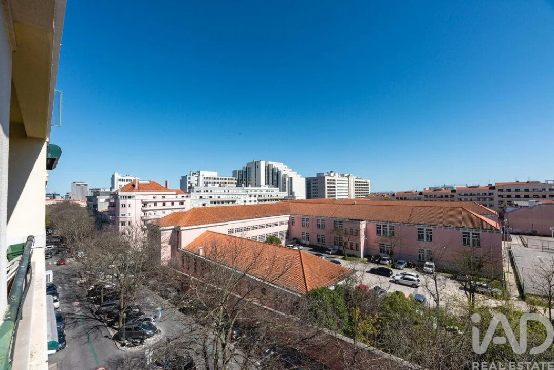 Apartamento T2 para Venda em Avenidas Novas Foto 37