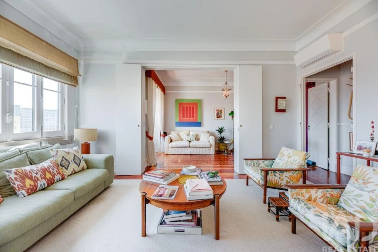 Apartamento T2 para Venda em Avenidas Novas Foto 11