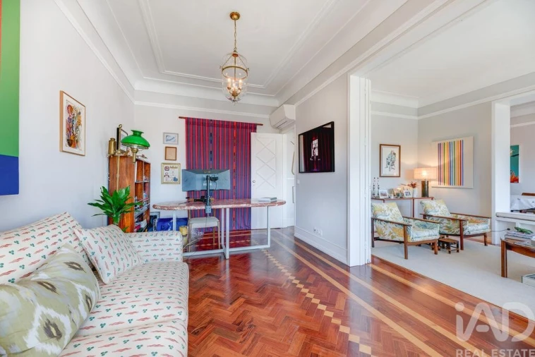 Apartamento T2 para Venda em Avenidas Novas Foto 6