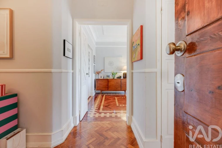 Apartamento T2 para Venda em Avenidas Novas Foto 12