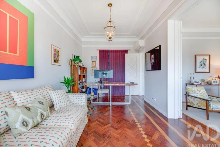 Apartamento T2 para Venda em Avenidas Novas Foto 5