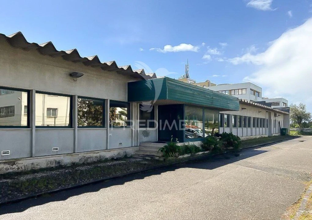 Armazém para Venda em Carnaxide e Queijas Foto 5