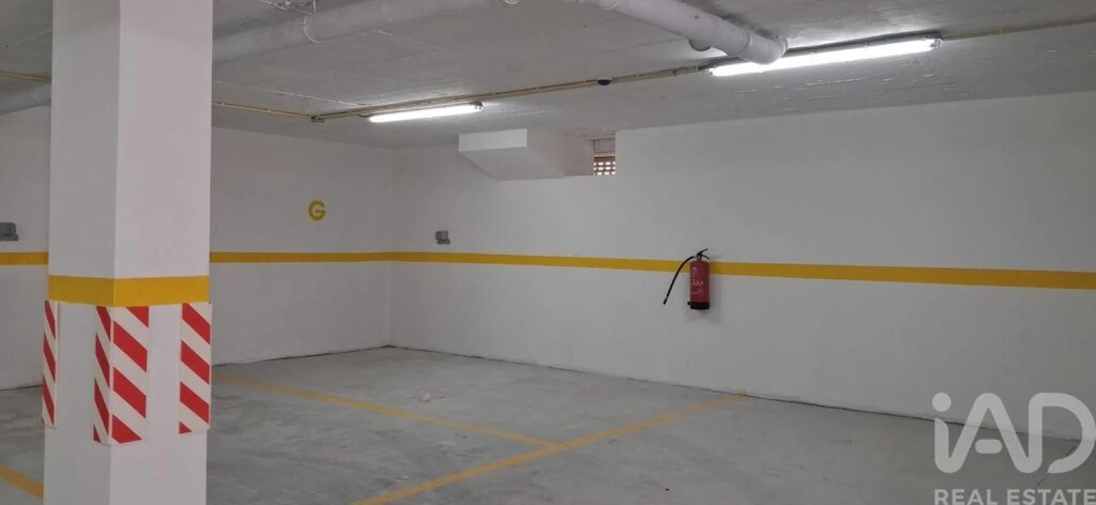 Apartamento T3 para Venda em Covilhã e Canhoso Foto 31