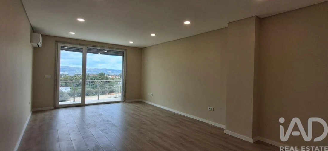 Apartamento T3 para Venda em Covilhã e Canhoso Foto 5