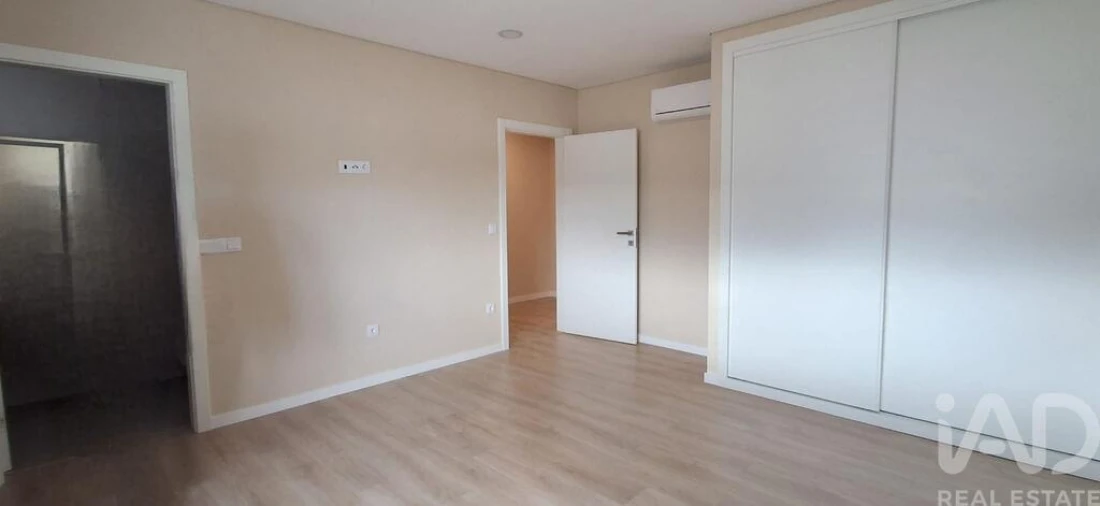 Apartamento T3 para Venda em Covilhã e Canhoso Foto 16