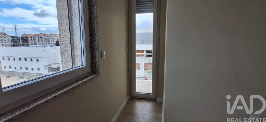 Apartamento T3 para Venda em Covilhã e Canhoso Foto 13