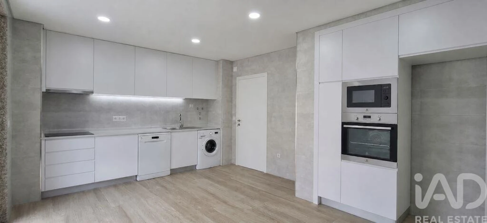 Apartamento T3 para Venda em Covilhã e Canhoso Foto 1
