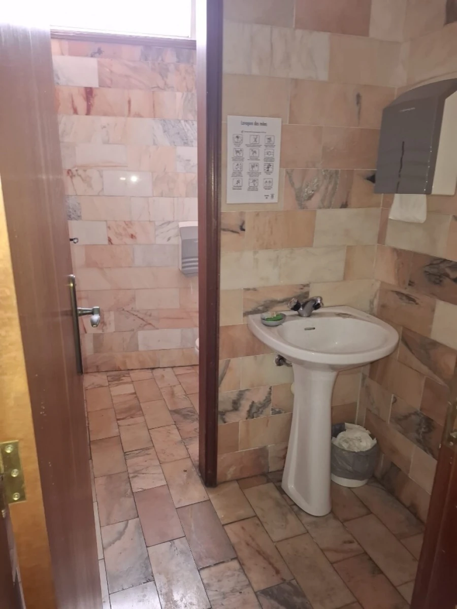 Armazém para Venda em Santo Tirso, Couto (Santa Cristina e São Miguel) e Burgães Foto 10