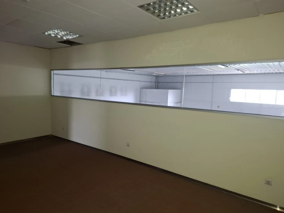 Armazém para Venda em Santo Tirso, Couto (Santa Cristina e São Miguel) e Burgães Foto 7