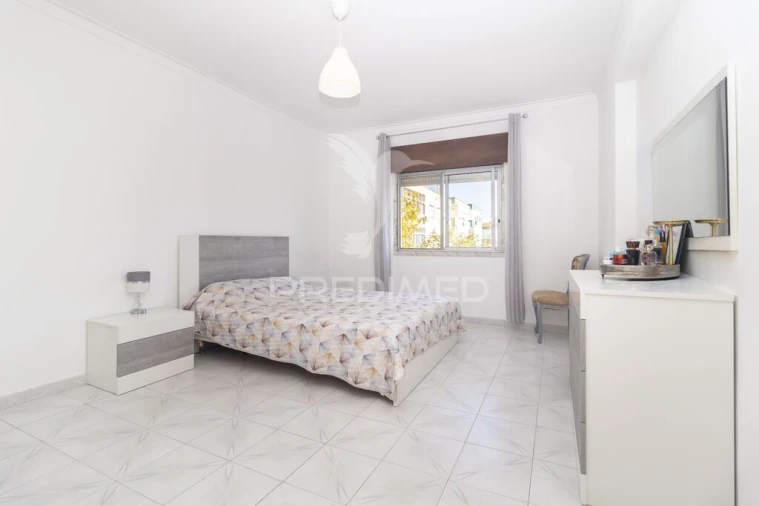Apartamento T3 para Venda em Corroios Foto 4