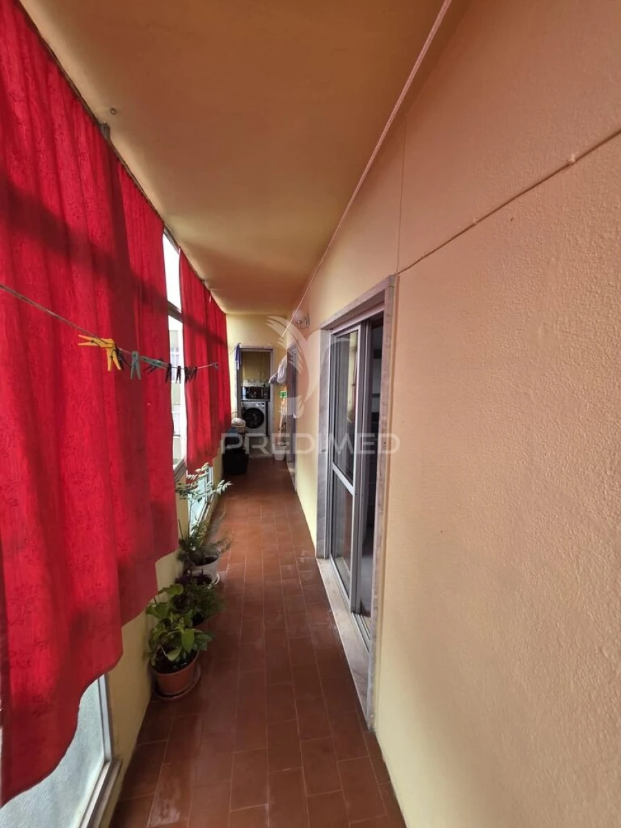 Apartamento T3 para Venda em Corroios Foto 5