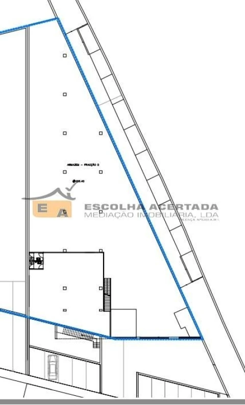 Armazém para Venda em Santo Tirso, Couto (Santa Cristina e São Miguel) e Burgães
