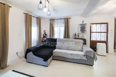 Moradia T3 para Venda em Azias