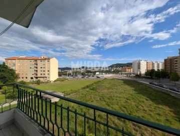 Apartamento T3 para Venda em Sé, Santa Maria e Meixedo