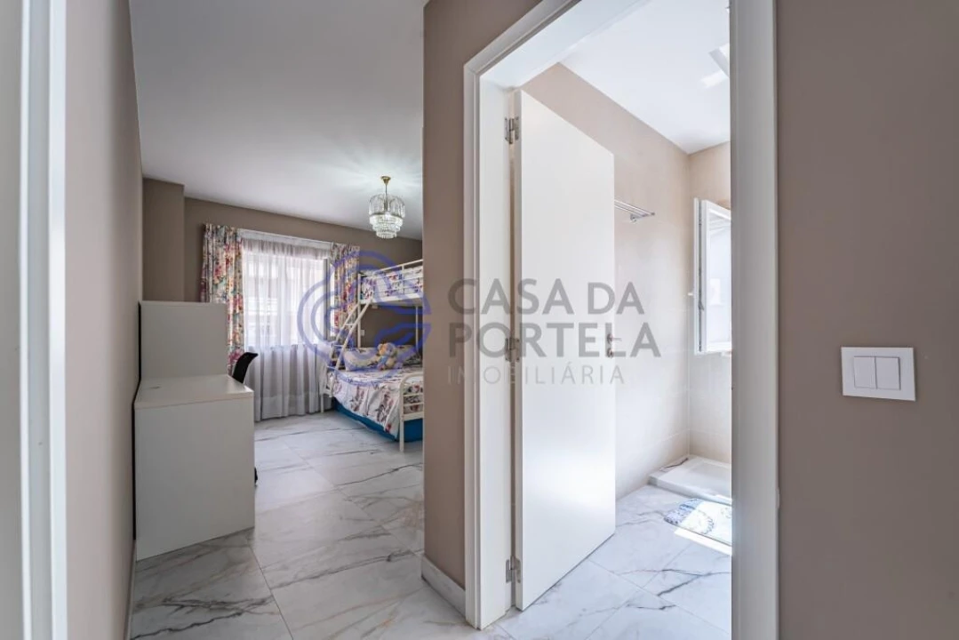 Moradia T3 para Venda em Fânzeres e São Pedro da Cova Foto 15