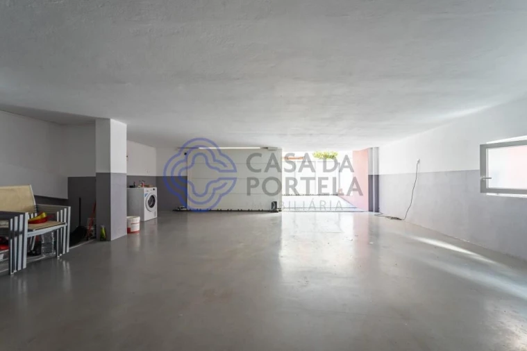 Moradia T3 para Venda em Fânzeres e São Pedro da Cova Foto 29