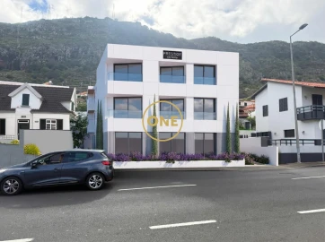 Apartamento para Venda em Machico