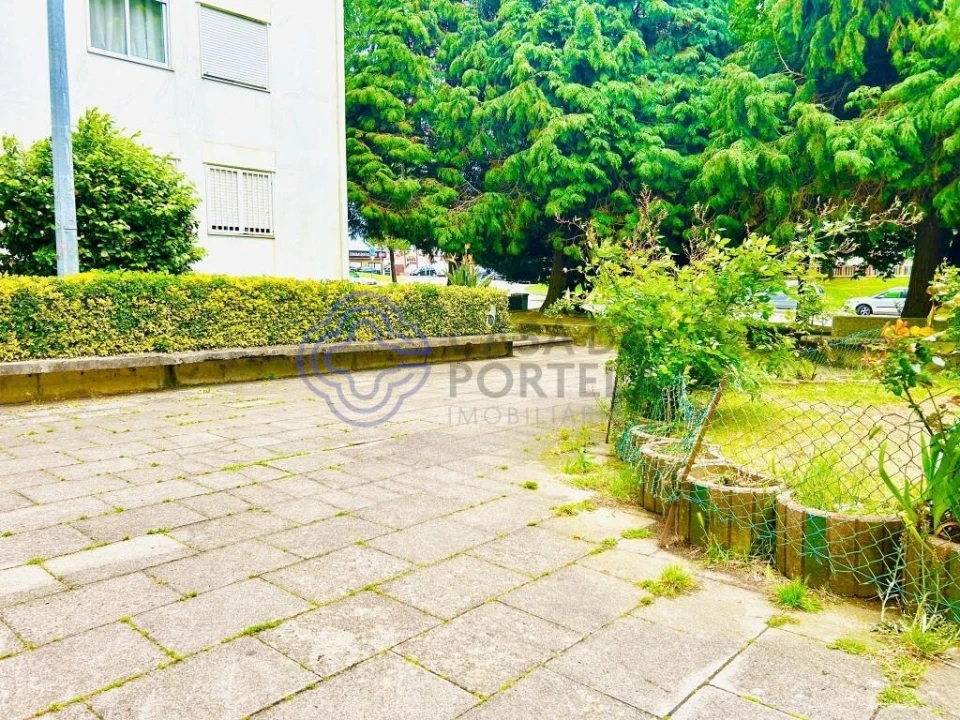 Apartamento T2 para Venda em Santa Marinha e São Pedro da Afurada Foto 1