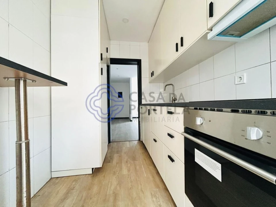 Apartamento T2 para Venda em Santa Marinha e São Pedro da Afurada Foto 7